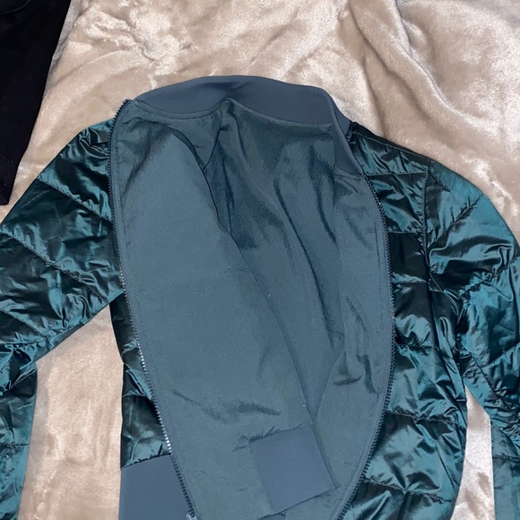 Lululemon reversible bomber jacket - Picture 3 of 4